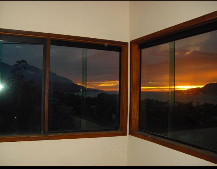 Casa Com Vista Para O Mar Ilhabela Exteriör bild